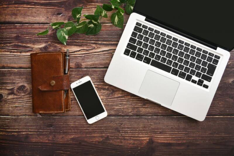 LPコーディングの費用相場を依頼先別に比較